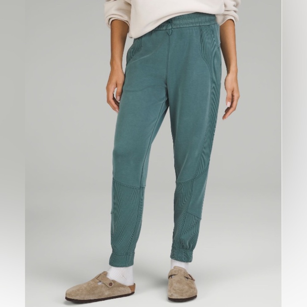 Lululemon Brushed Softstream Ribbed High rise Jogger Full Length
